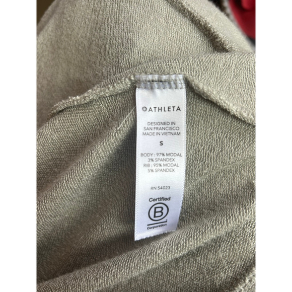 Women's Athleta Pranayama Wrap Cardigan S Sage Green Gray (Herb Olive) - Picture 7 of 8